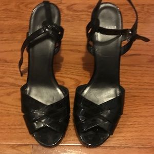 Stuart Weitzman pumps